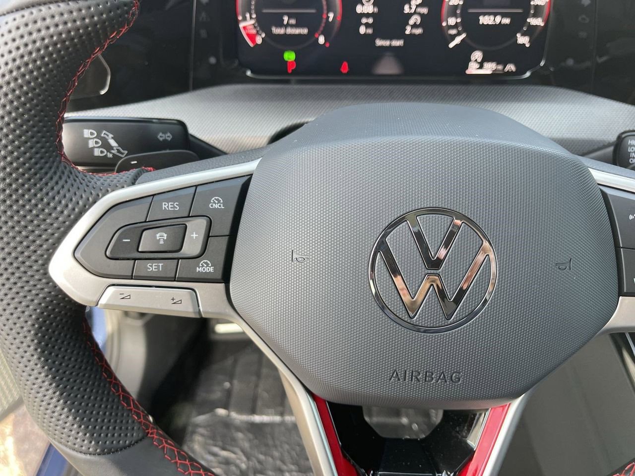 New 2026 Volkswagen GTI SE image 20