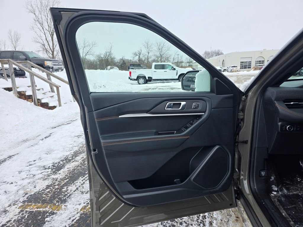 New 2026 Ford Explorer Tremor w/ Tremor Convenience Package image 21