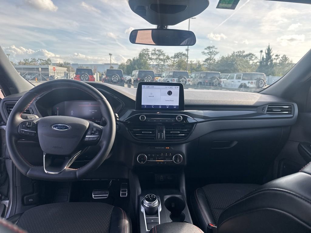 Used 2024 Ford Escape ST-Line image 10