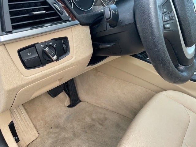 Used 2015 BMW 328i 328i image 9