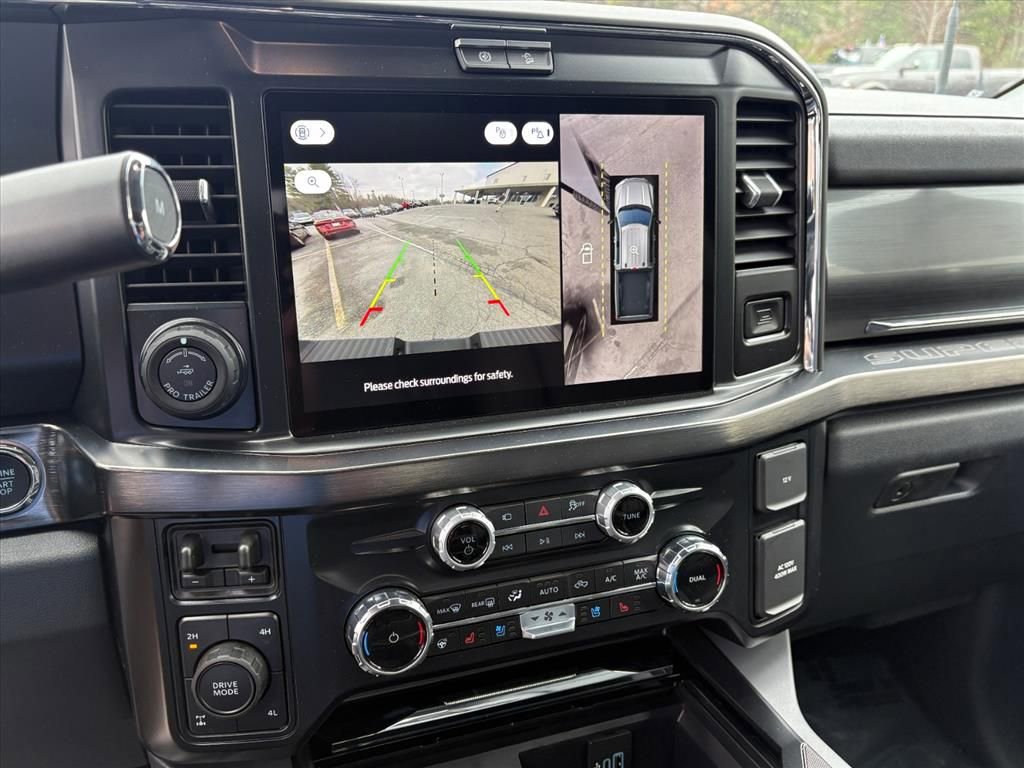 New 2026 Ford F250 Lariat w/ Black Appearance Package image 8