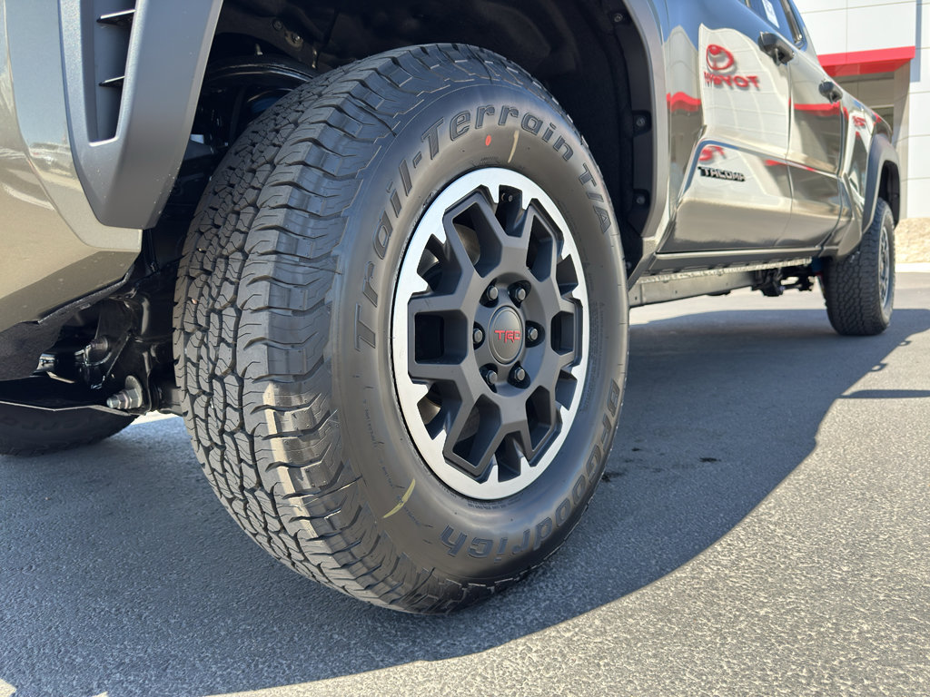 New 2026 Toyota Tacoma TRD Off-Road AWD/4WD image 16
