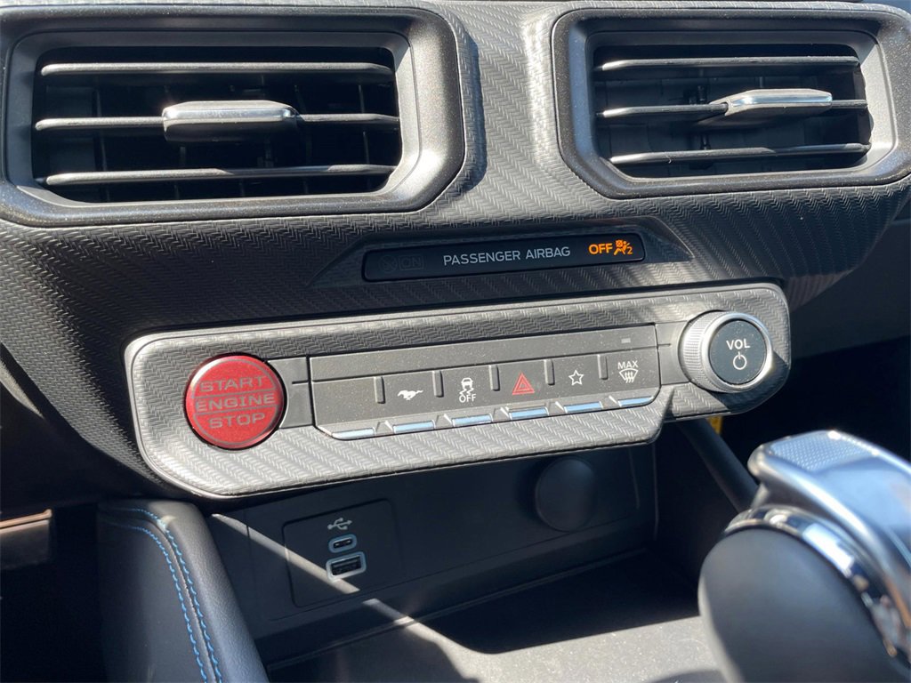 New 2025 Ford Mustang Dark Horse image 18
