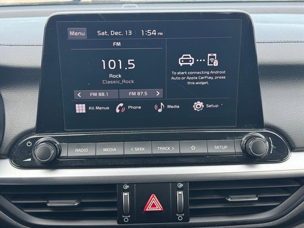 Used 2022 Kia Forte LXS image 12