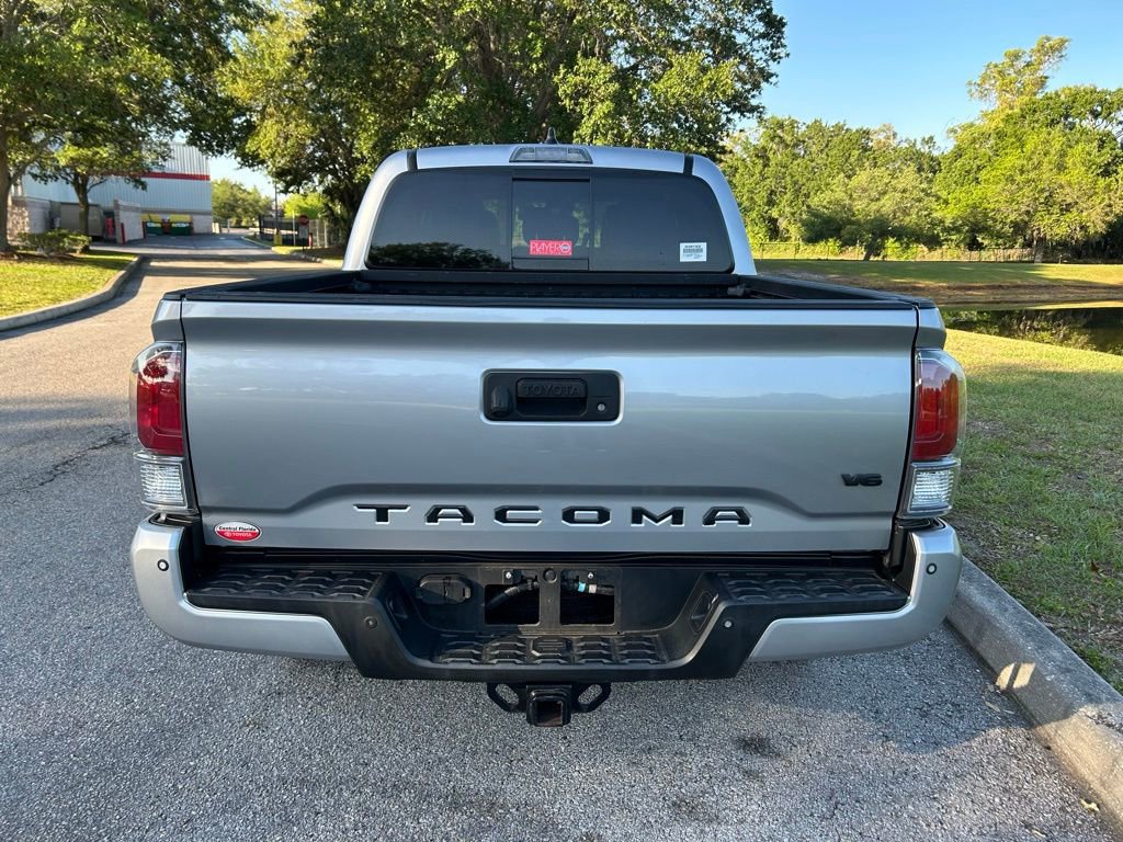 Used 2021 Toyota Tacoma TRD Sport w/ Technology Package image 4