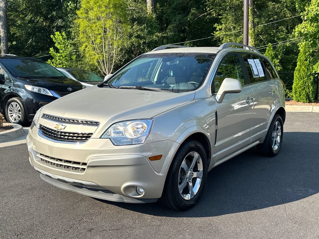 Used 2014 Chevrolet Captiva Sport LT FWD image 3