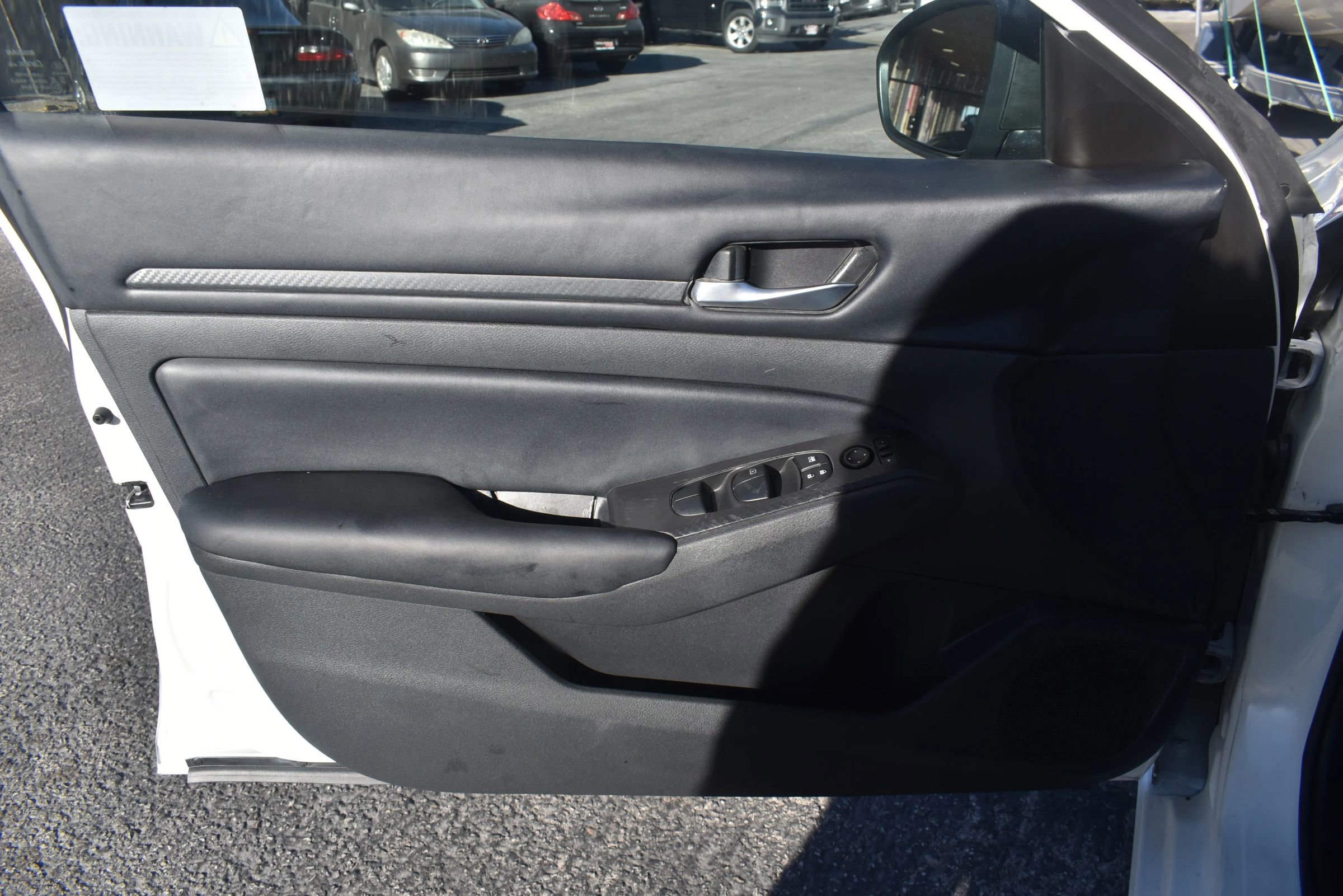 Used 2022 Nissan Altima 2.5 S image 5