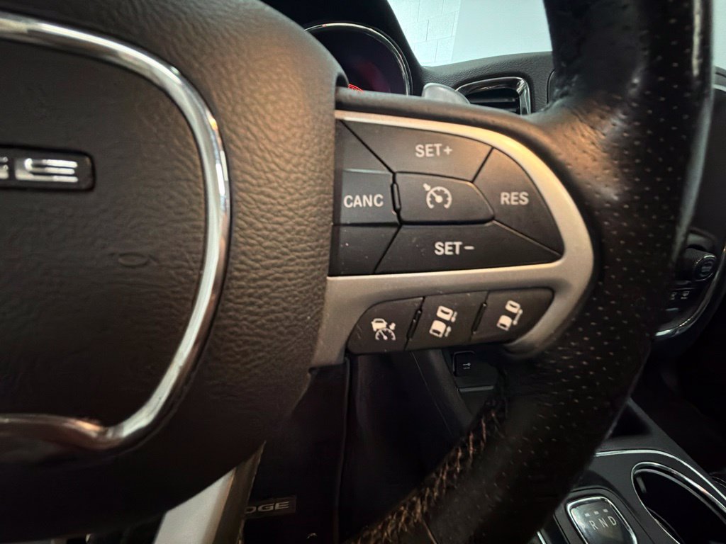 Used 2015 Dodge Durango Citadel w/ Technology Group AWD/4WD image 22