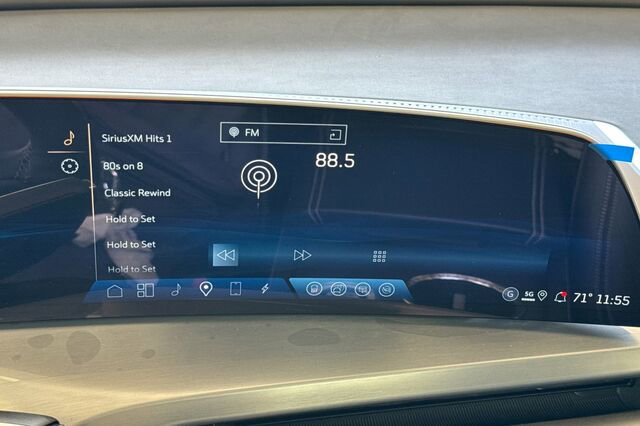 New 2026 Cadillac Vistiq Sport w/ LPO, Floor Liner Package image 19