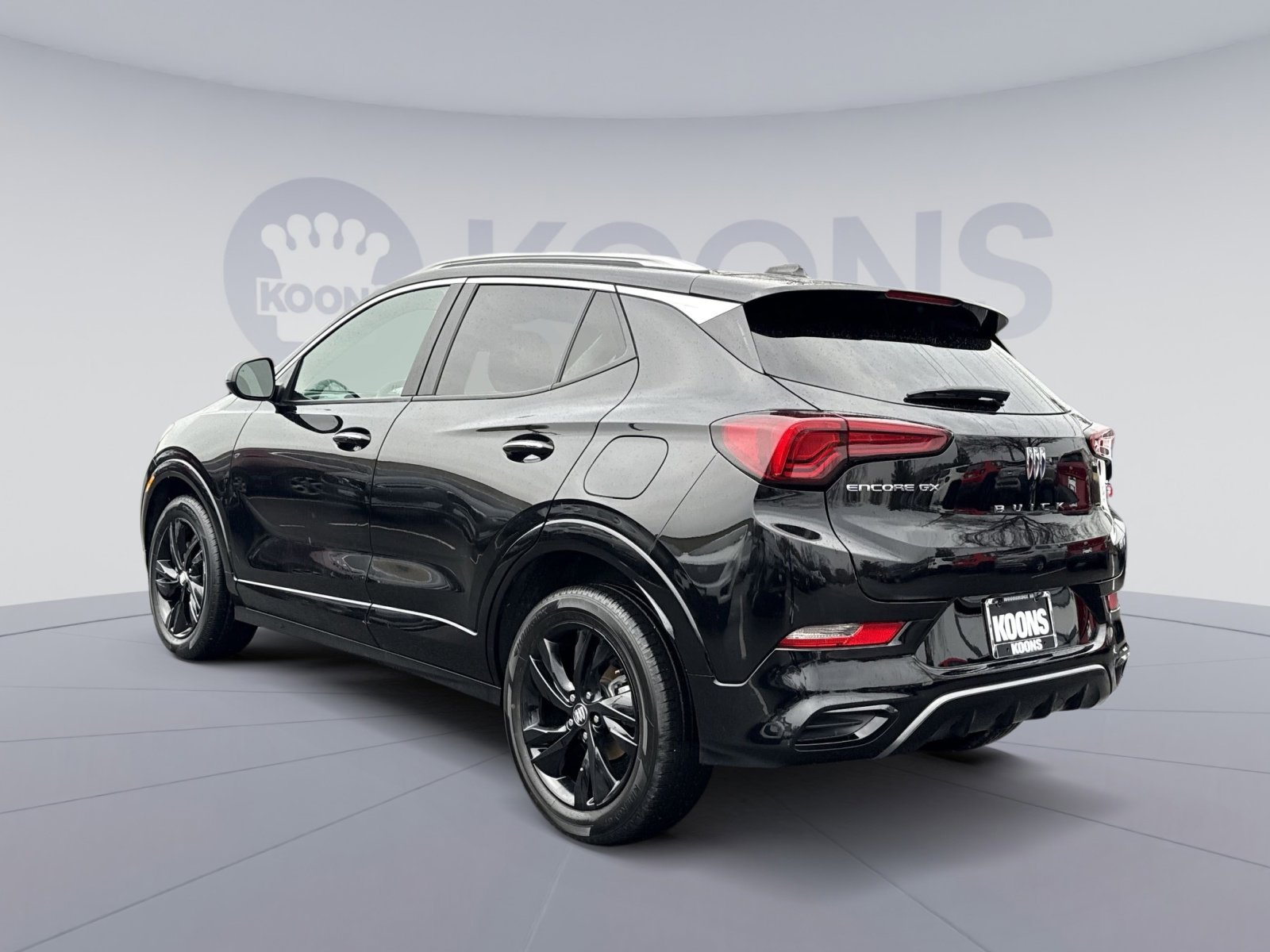 Used 2024 Buick Encore GX Sport Touring image 4