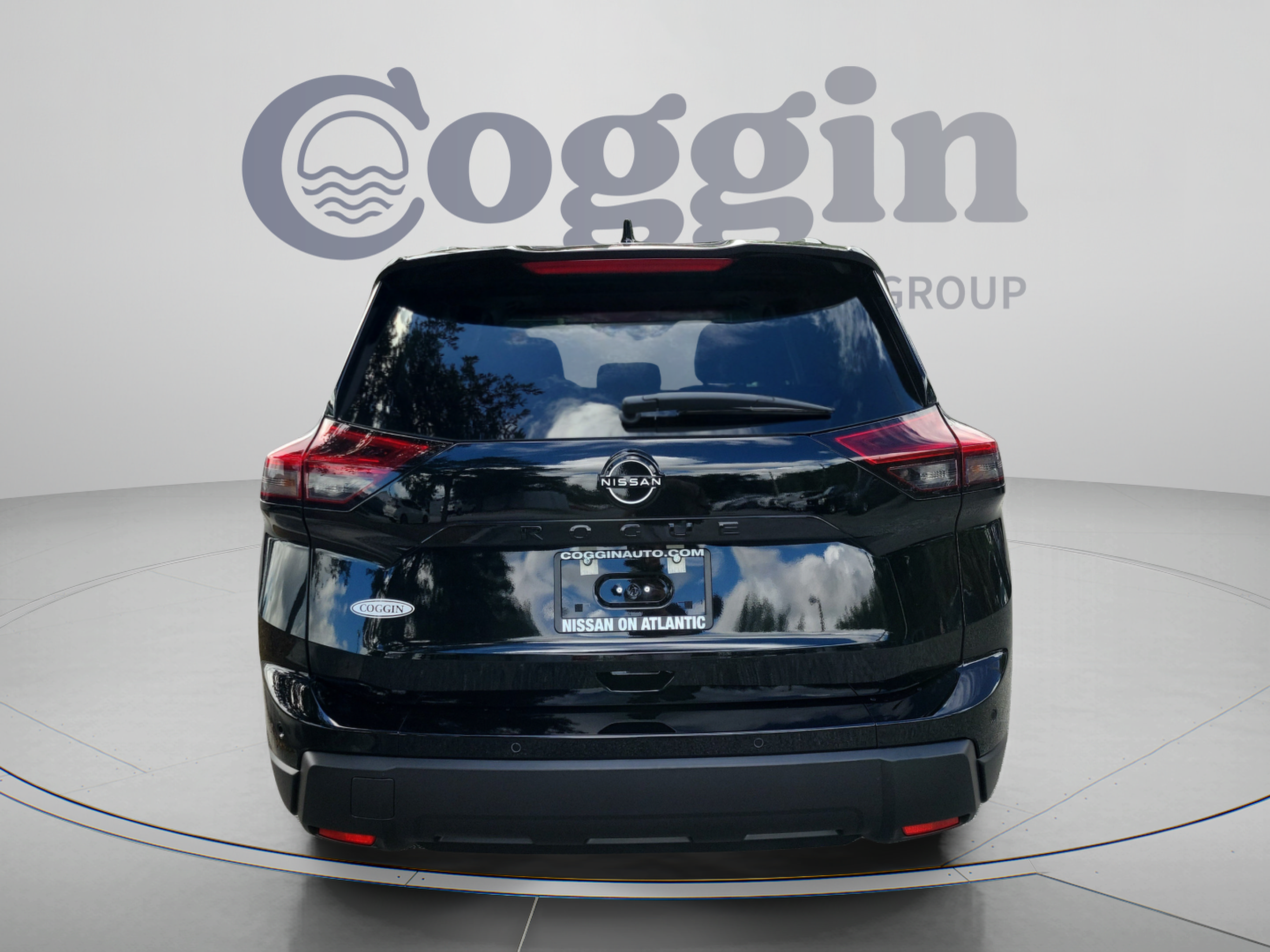 New 2026 Nissan Rogue Dark Armor FWD image 4