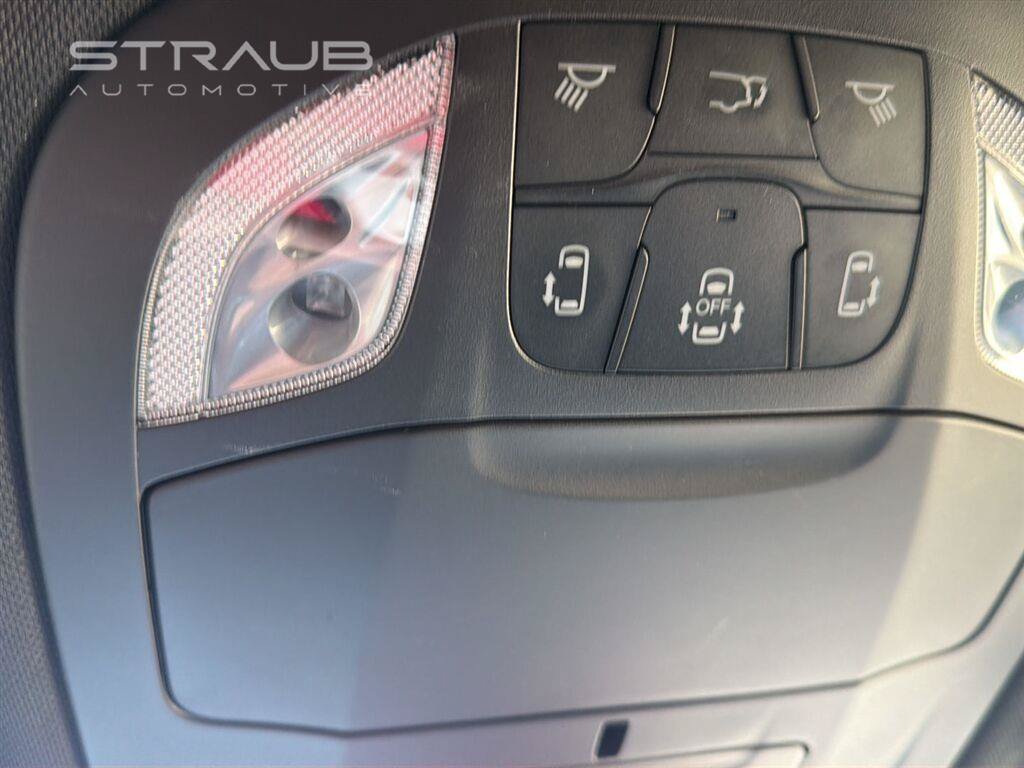 Used 2024 Chrysler Pacifica Touring-L w/ S Appearance Package AWD/4WD image 18