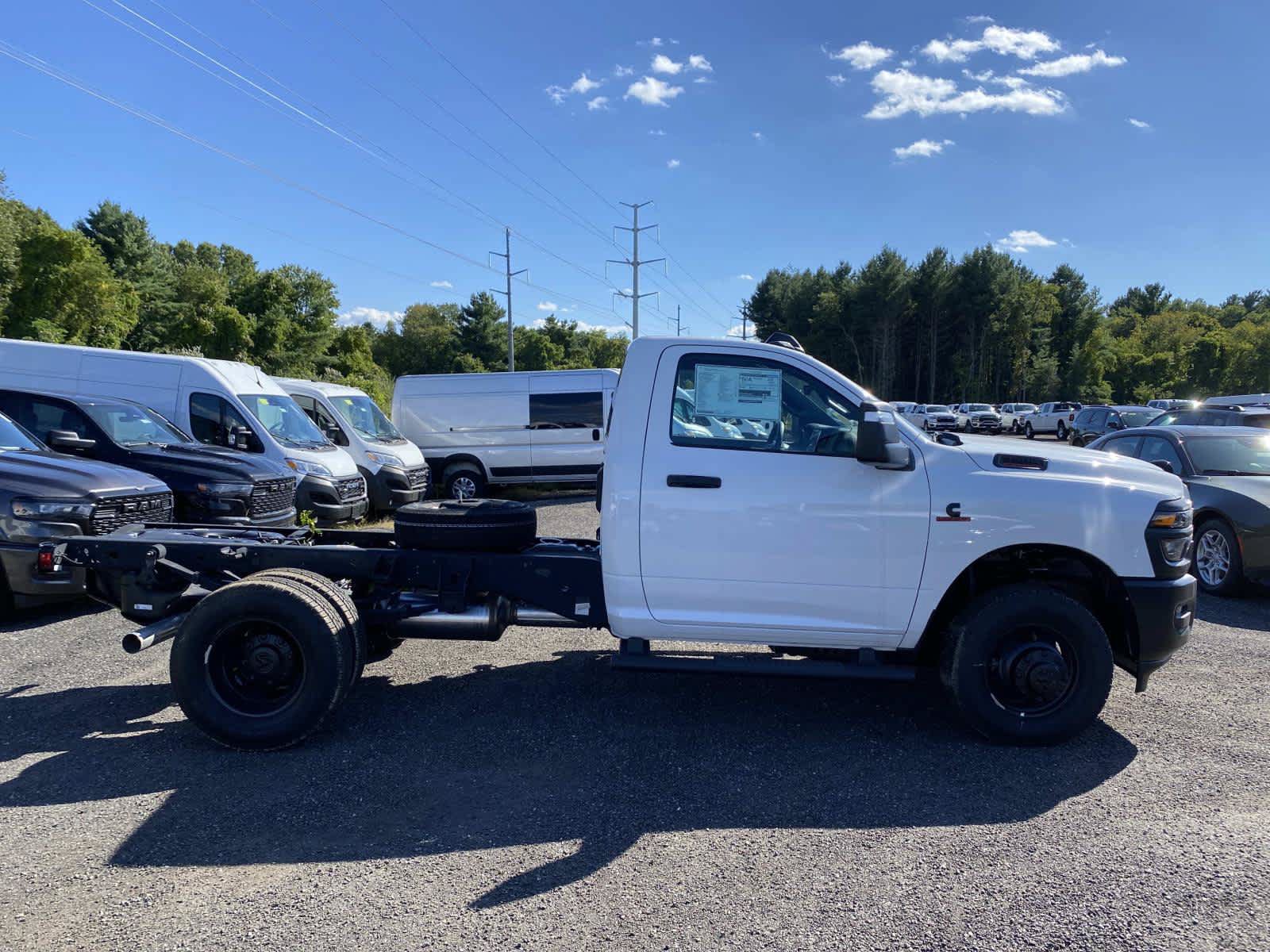 New 2026 RAM 3500 Tradesman AWD/4WD image 2