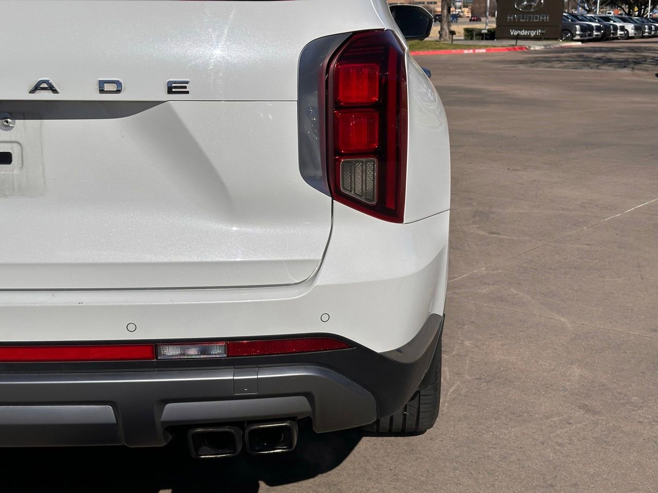 Used 2023 Hyundai Palisade Limited image 15
