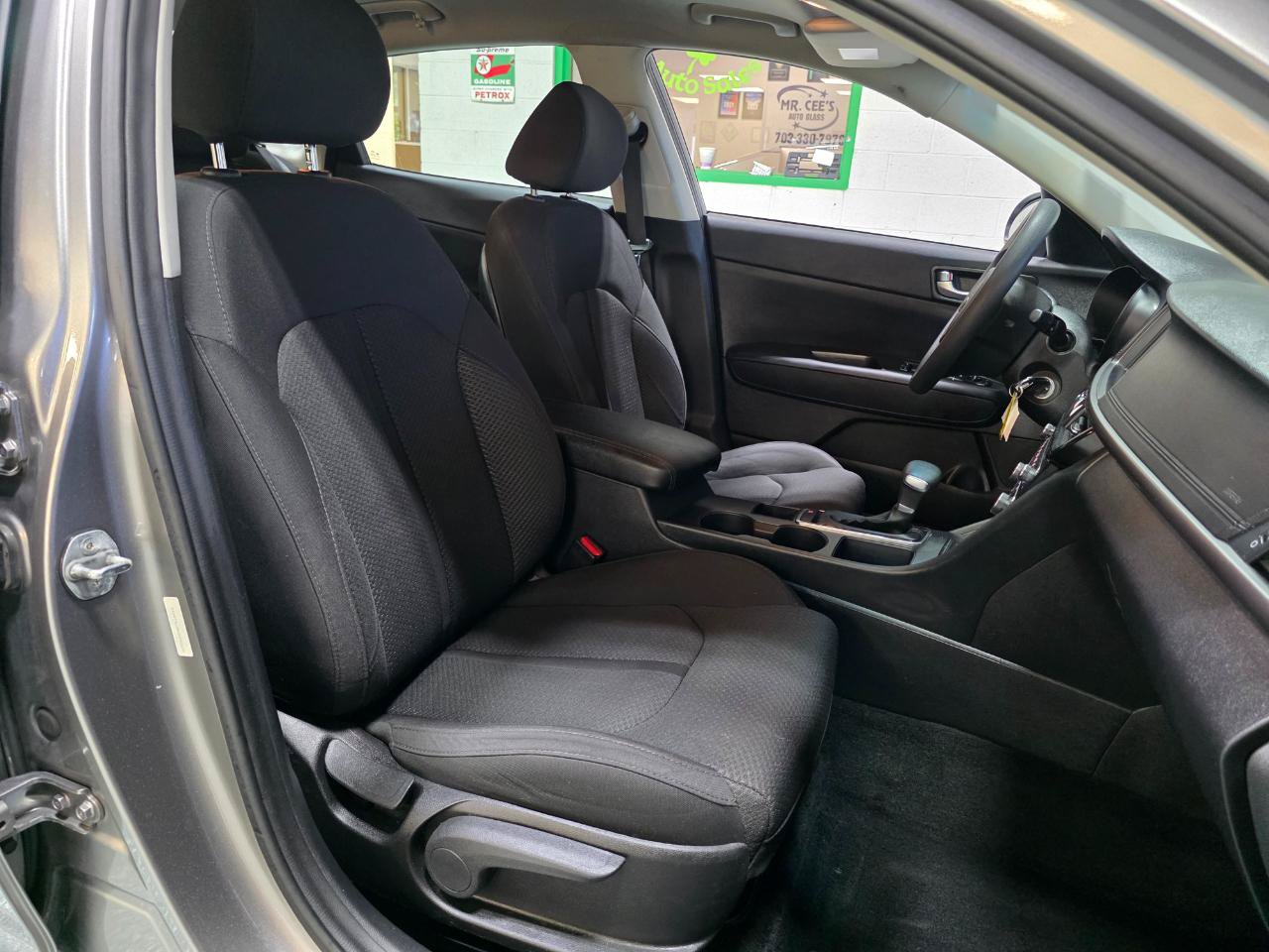 Used 2018 Kia Optima LX FWD image 23