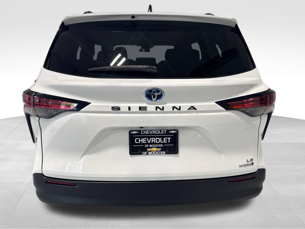 Used 2022 Toyota Sienna LE FWD image 45