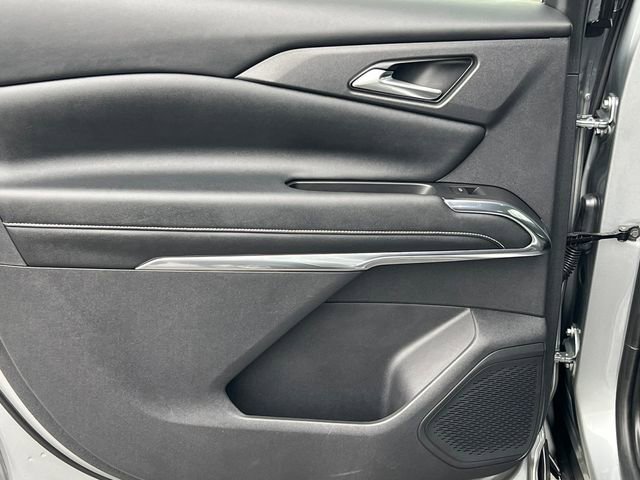 Certified 2024 Chevrolet Traverse LT w/ LPO, Floor Liner Package image 35