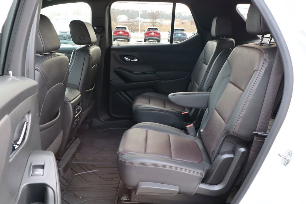 Used 2022 Chevrolet Traverse High Country image 46