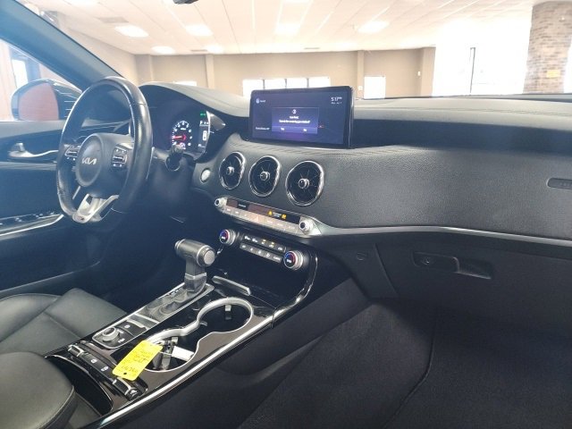 Used 2022 Kia Stinger GT-Line image 28