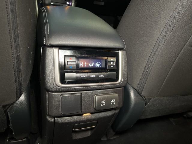 Used 2022 Subaru Ascent Premium w/ Convenience Package image 54