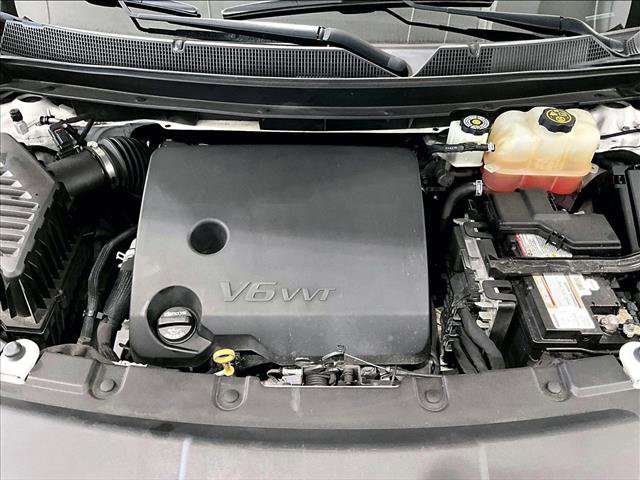 Used 2020 Chevrolet Traverse High Country FWD image 11