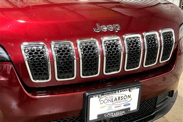 Used 2021 Jeep Cherokee Latitude Lux w/ Comfort/Convenience Group image 10