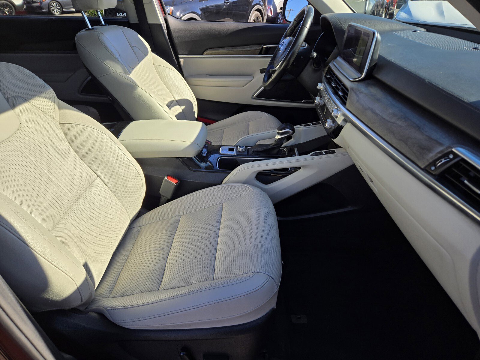 Used 2020 Kia Telluride EX w/ Towing Package image 16