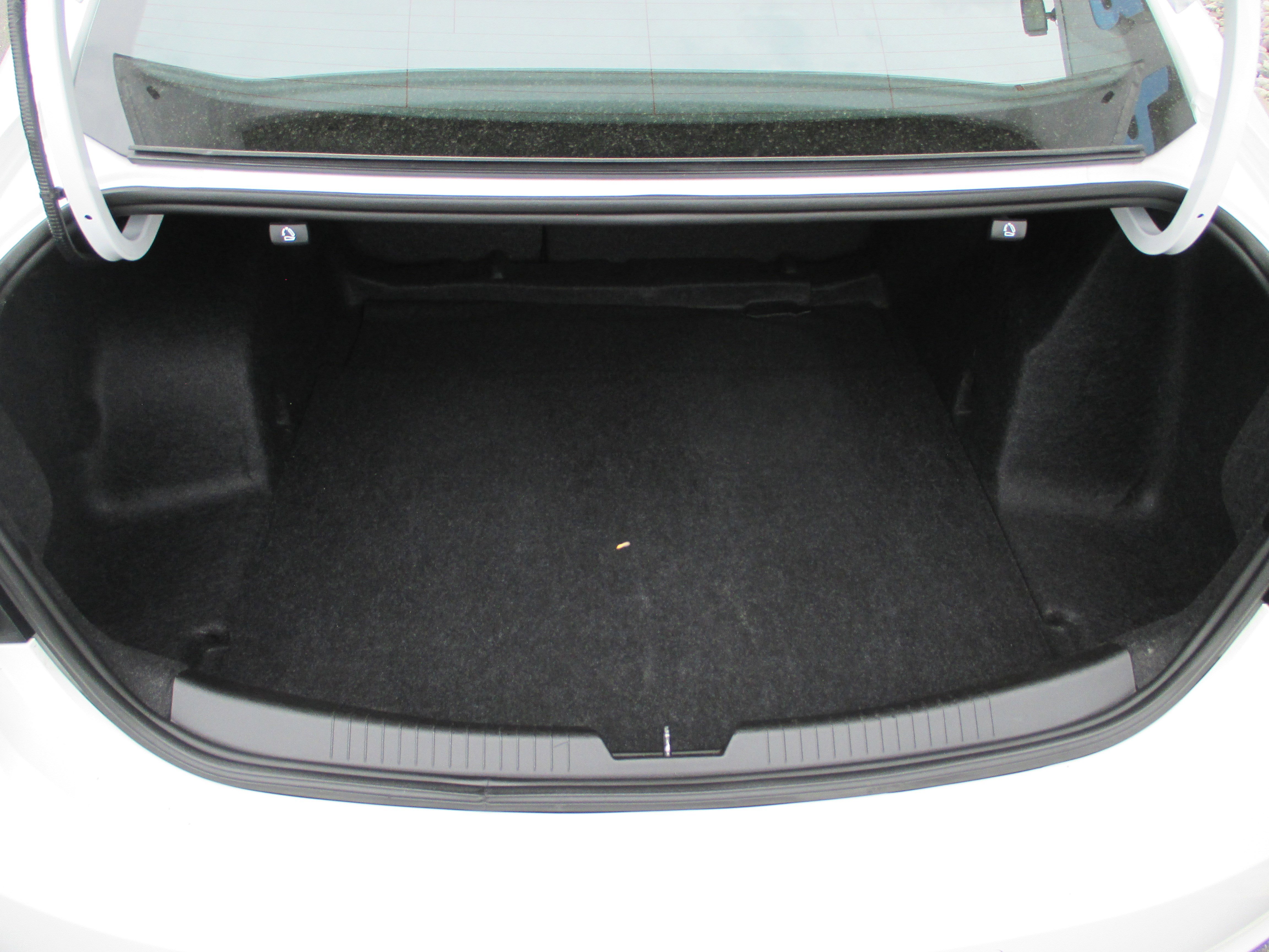 Used 2024 Chevrolet Malibu LT w/ Sport Edition FWD image 10