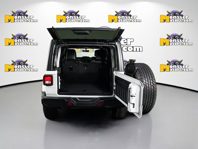 Used 2021 Jeep Wrangler Unlimited Sahara w/ Uconnect 4C Nav & Sound Group image 26