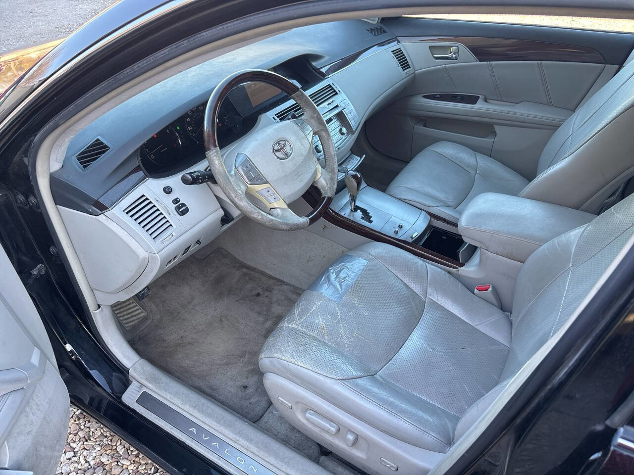 Used 2008 Toyota Avalon Limited image 4