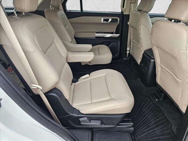 Used 2023 Ford Explorer XLT w/ Equipment Group 202A image 20