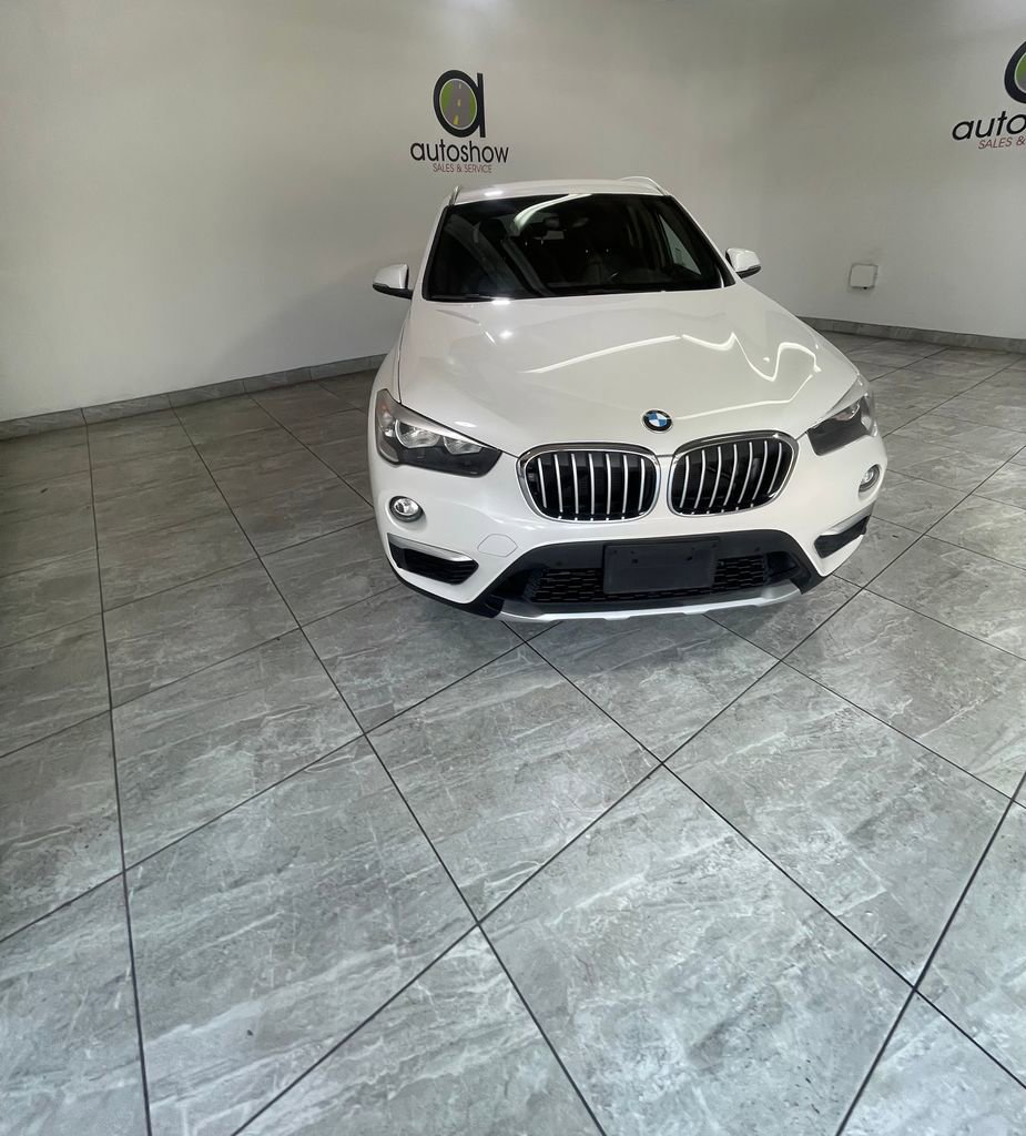 Used 2018 BMW X1 sDrive28i image 8