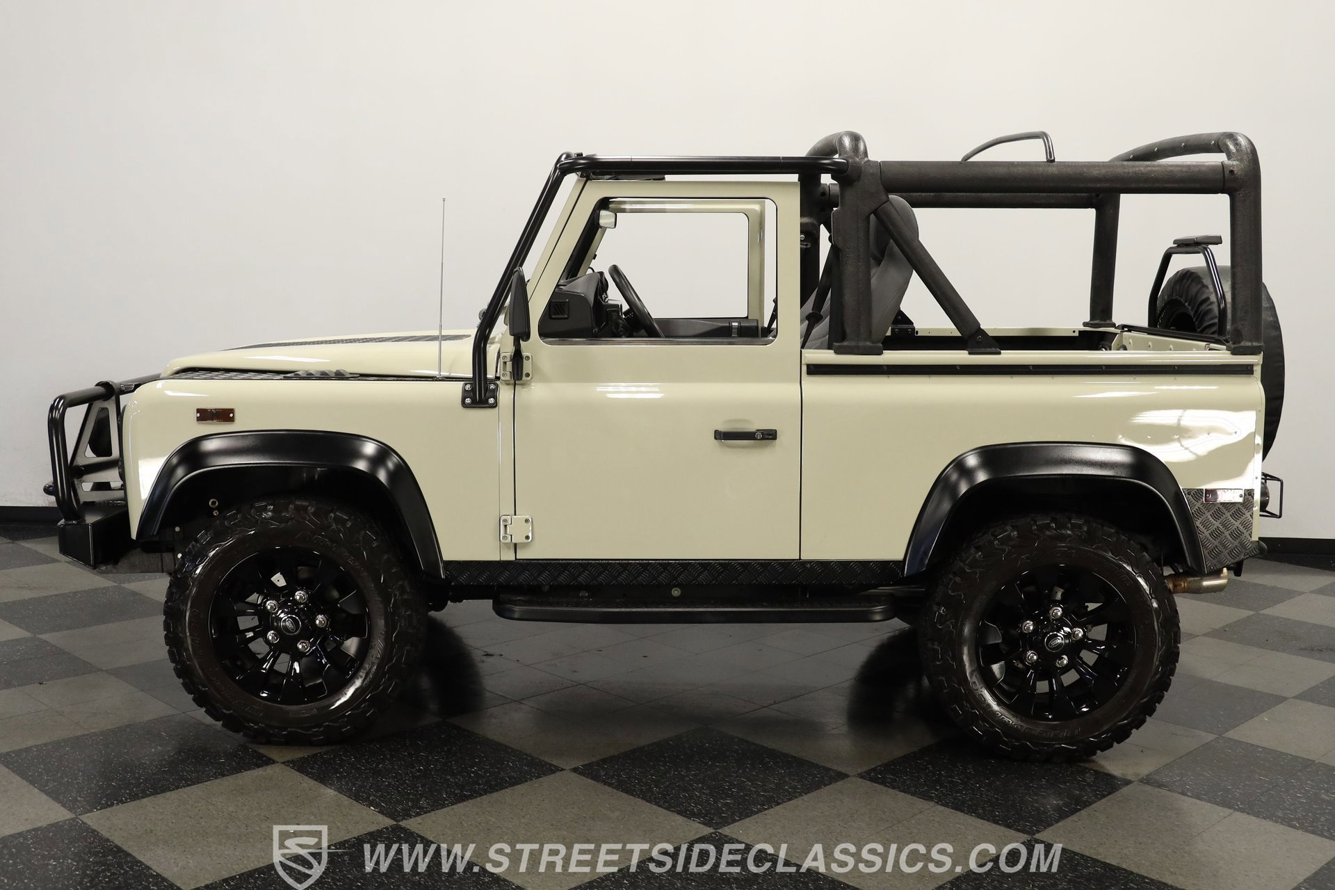 Used 1994 Land Rover Defender 90 image 2