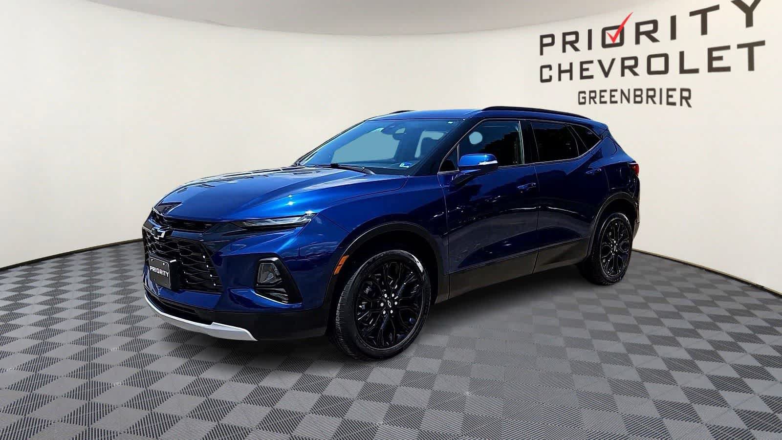 Used 2022 Chevrolet Blazer LT w/ Sound & Technology Package FWD image 4
