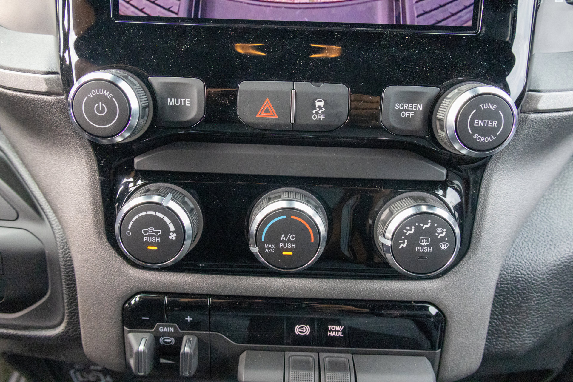 New 2027 RAM 3500 Tradesman AWD/4WD image 23