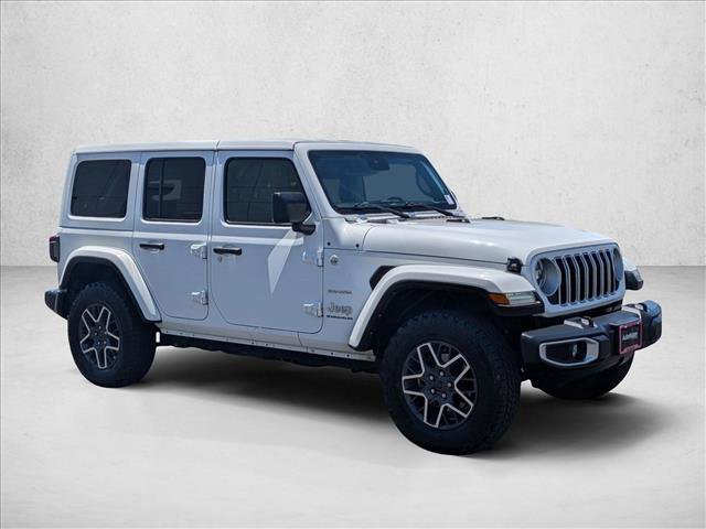 Used 2024 Jeep Wrangler Unlimited Sahara AWD/4WD image 3