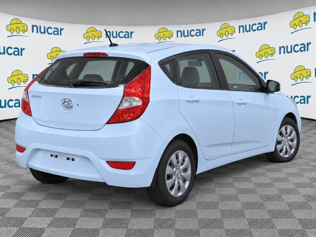 Used 2017 Hyundai Accent SE FWD image 4