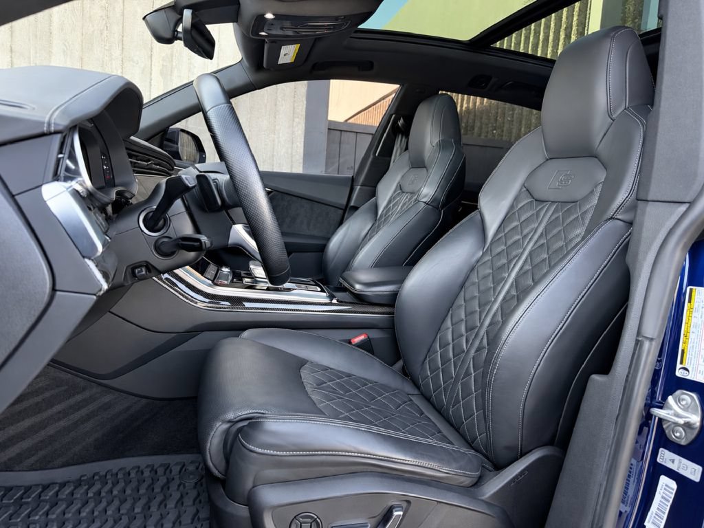 Used 2021 Audi SQ8 Premium Plus w/ SQ8 Black Optic Package AWD/4WD image 11