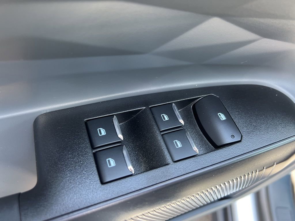 New 2026 Ford Maverick XL image 13