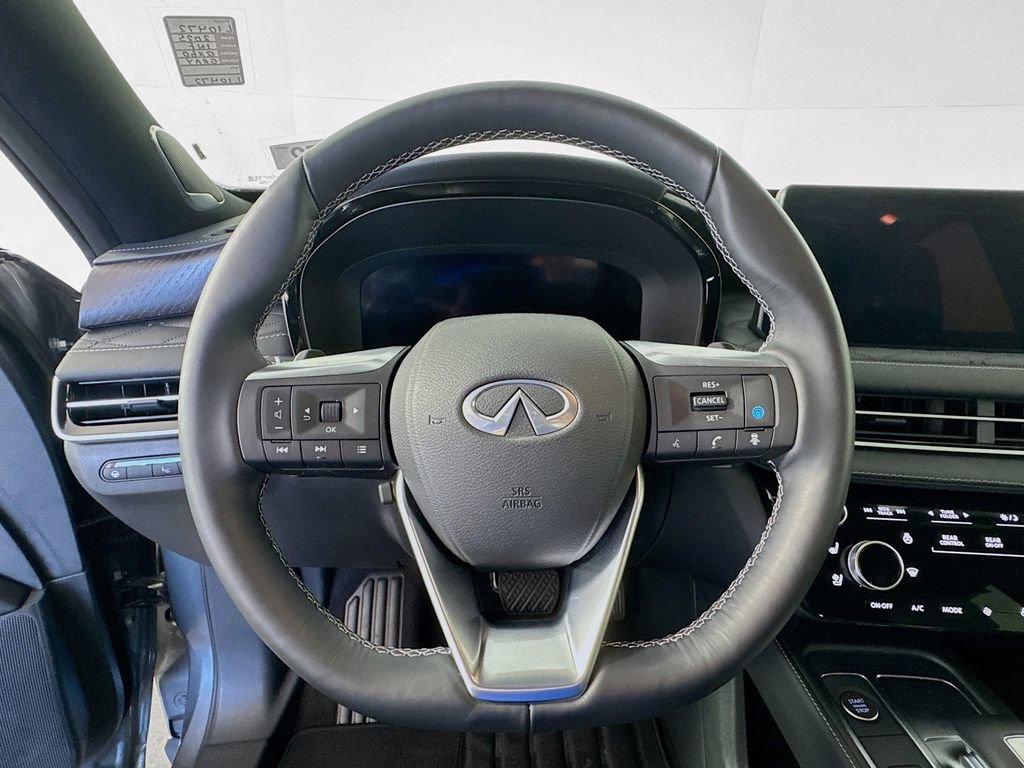 Certified 2025 INFINITI QX60 Autograph w/ Cargo Package AWD/4WD image 11