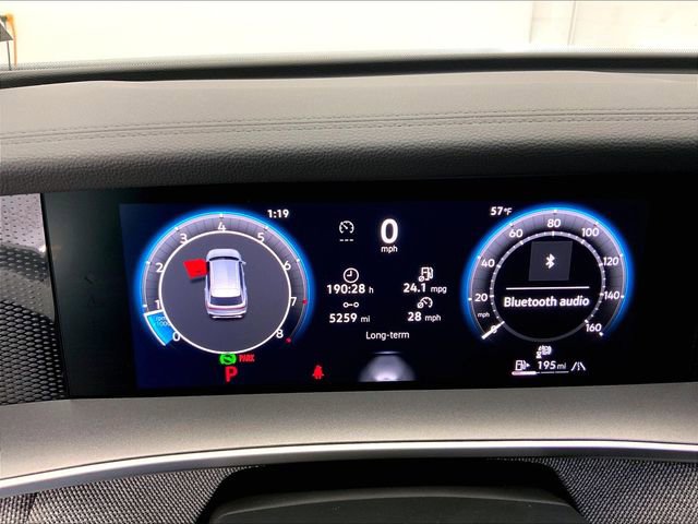 Certified 2025 Volkswagen Tiguan S w/ 18" Wheel Package image 20