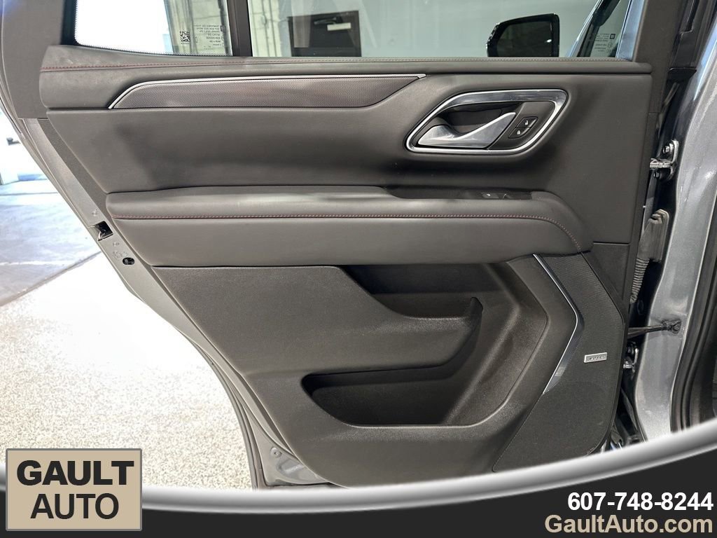 Used 2022 Chevrolet Tahoe RST image 13