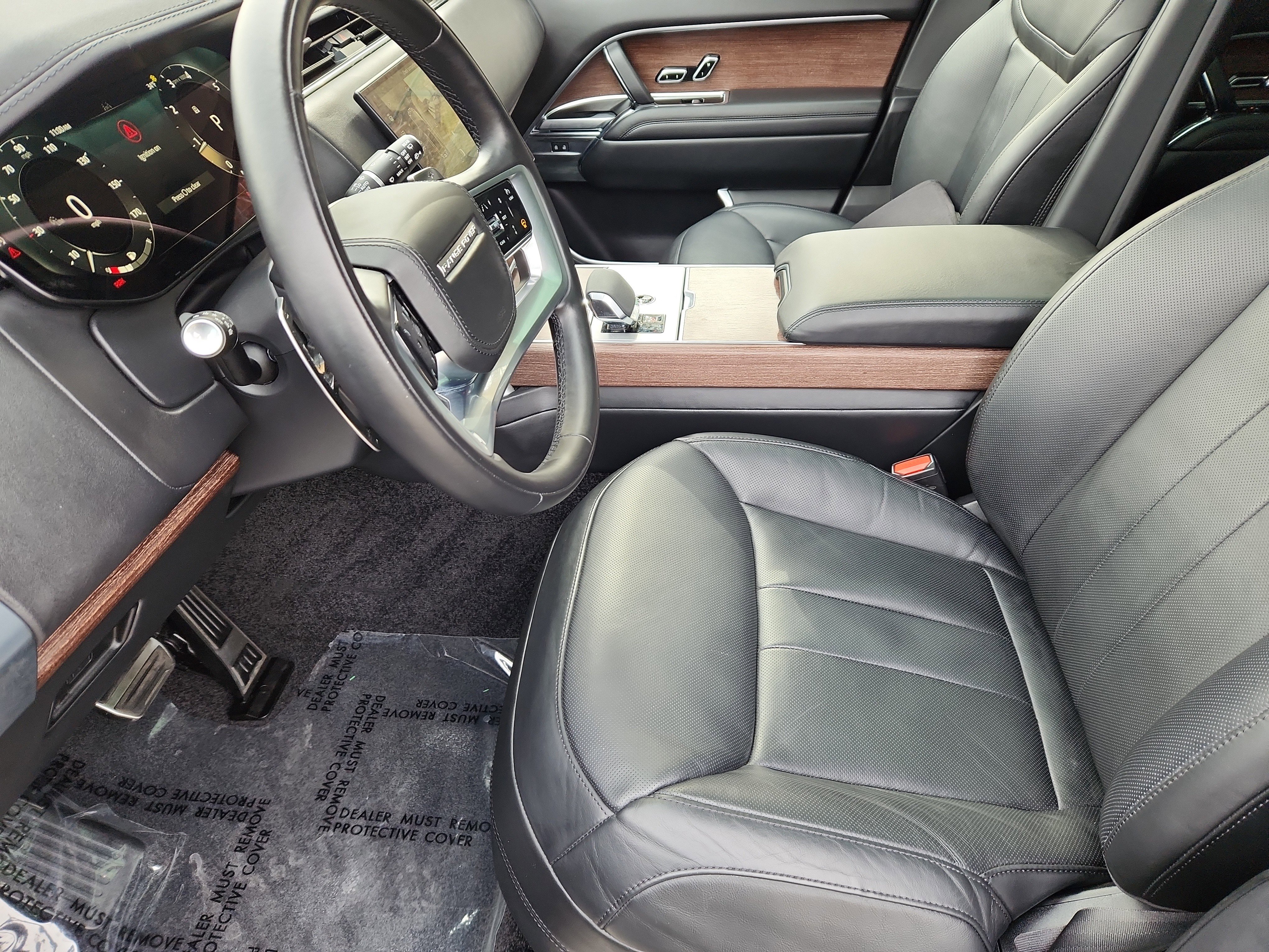 Used 2024 Land Rover Range Rover SE image 24