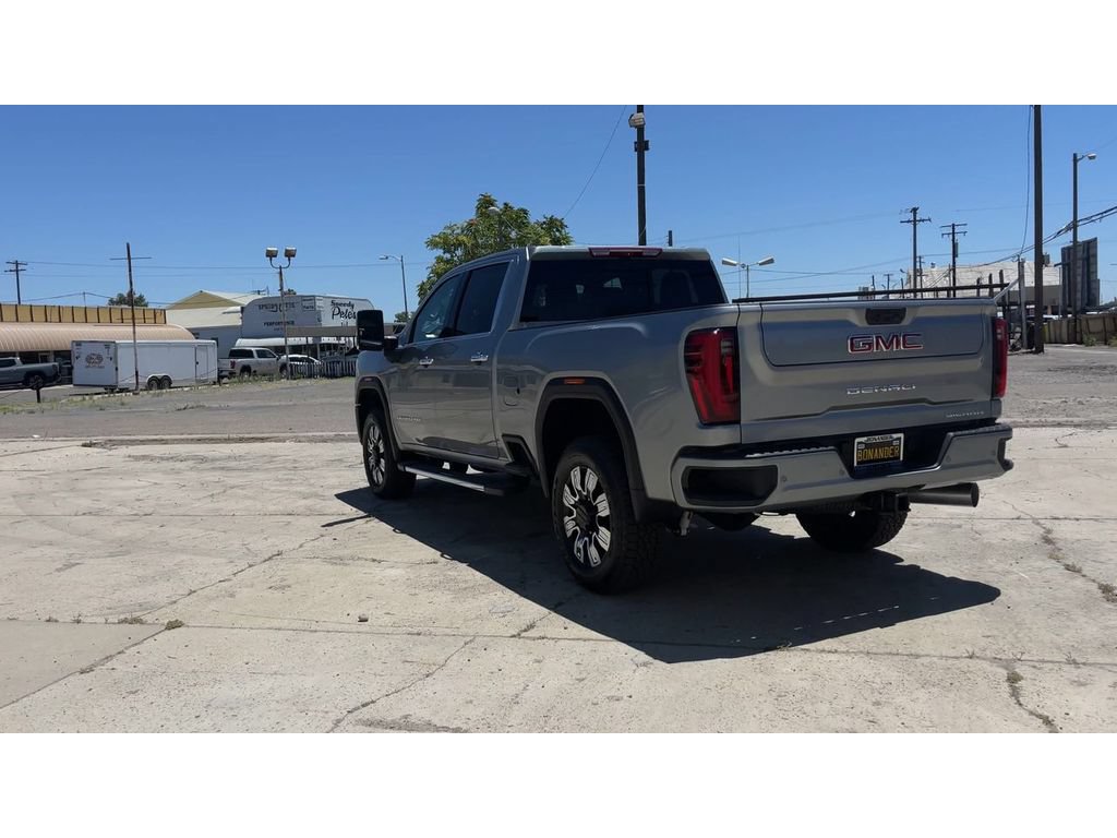 New 2026 GMC Sierra 2500 Denali w/ Denali Reserve Package AWD/4WD image 9