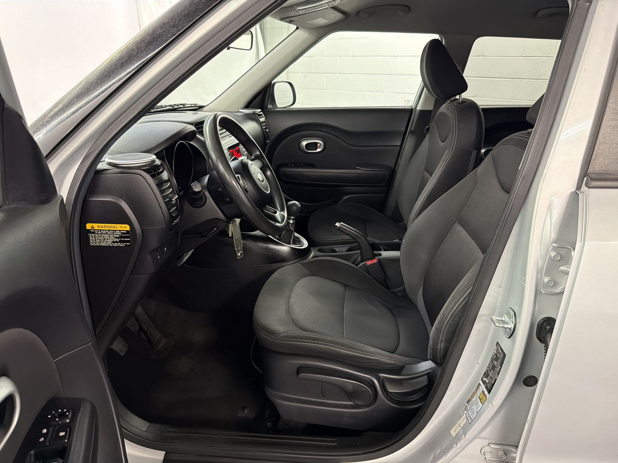 Used 2015 Kia Soul FWD image 5