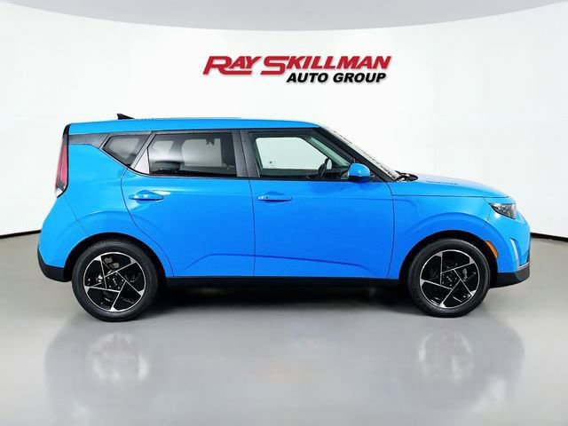 Used 2023 Kia Soul EX image 8