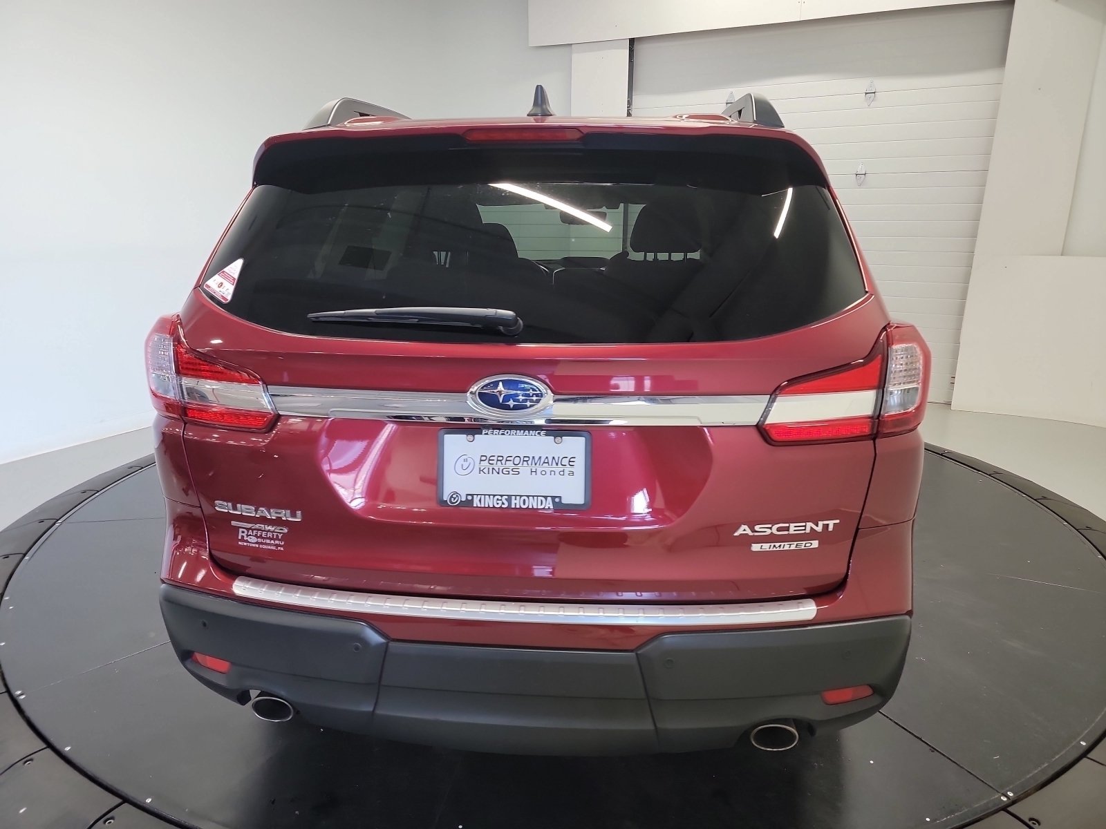 Used 2019 Subaru Ascent Limited AWD/4WD image 8