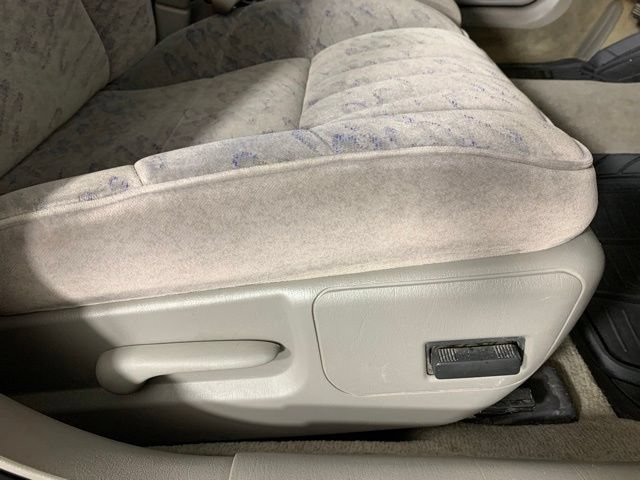 Used 2000 Chevrolet Impala w/ Preferred Equipment Group FWD image 20