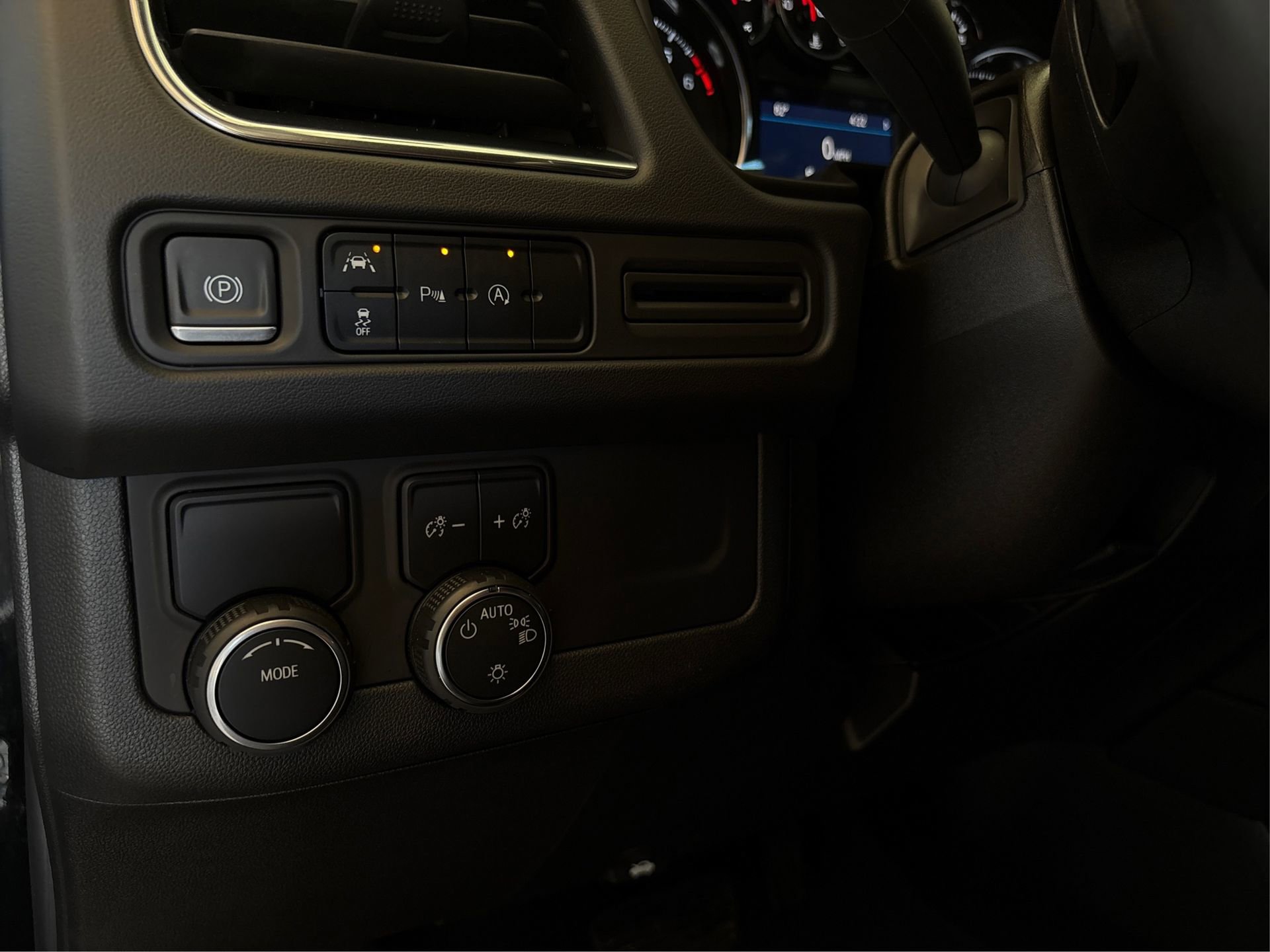 Used 2023 Chevrolet Tahoe LS image 20