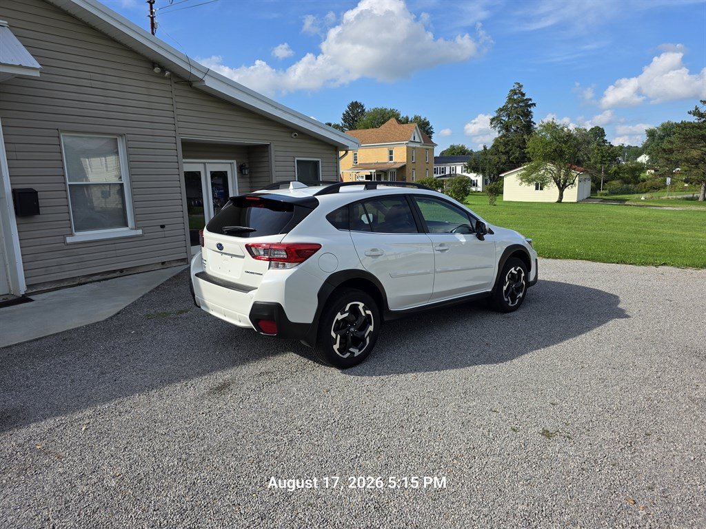 Used 2022 Subaru Crosstrek 2.5i Limited w/ Moonroof Package 2 AWD/4WD image 5